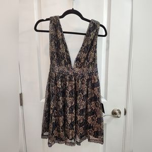 NWT Lulu's XS Blue & Gold Lace Skater Dress